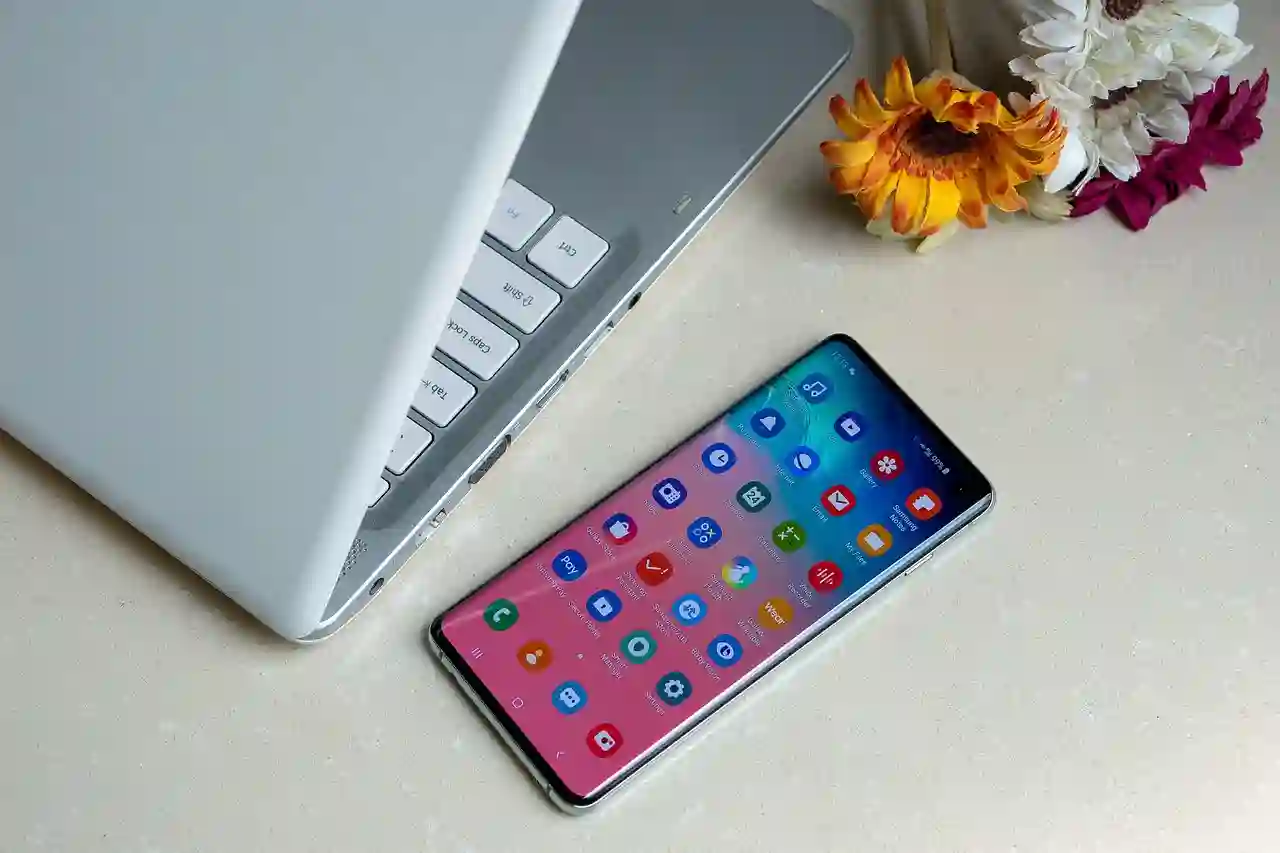 갤럭시 S22 액정보호필름 쉽게 붙이는 꿀팁과 완벽 부착 노하우 총정리